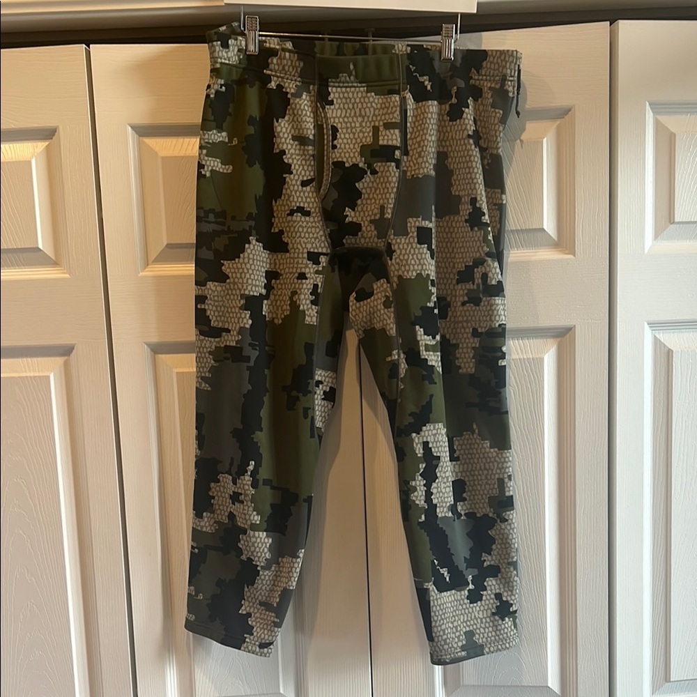 KUIU mid layer zip up Camouflage Men's Pants